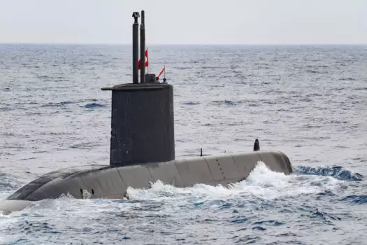 Turkish Navy's Submarines Reinforces with Modern Systems 